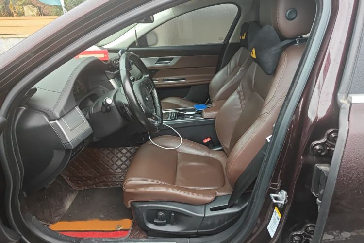 Used Jaguar XFL 2019 XFL 2.0T 250 PS Four-Wheel Drive Luxury Edition Left Front Seat