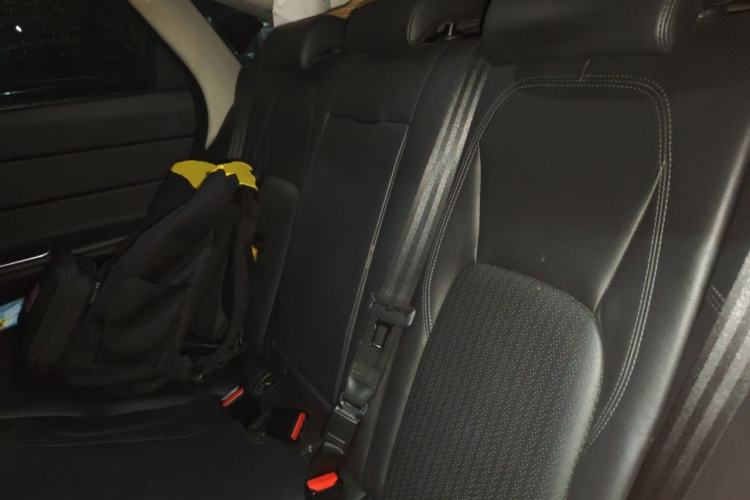 Used Jaguar XFL 2019 XFL 2.0T 250 PS Two-Wheel-Drive Luxury Edition Left Rear Seat