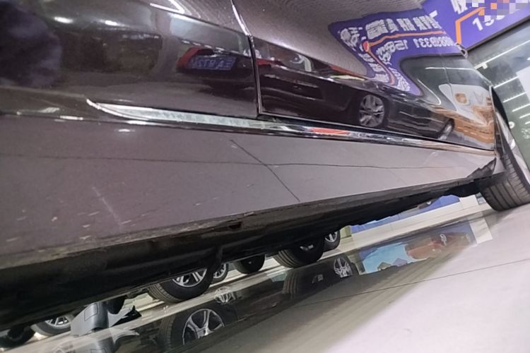 Used Jaguar XFL 2019 XFL 2.0T 250 PS Two-Wheel-Drive Luxury Edition Left Side Sill