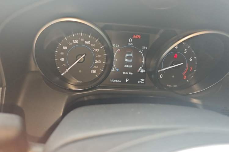 Used Jaguar XFL 2019 XFL 2.0T 200 PS Two-Wheel-Drive Elite Edition Odometer Close Up