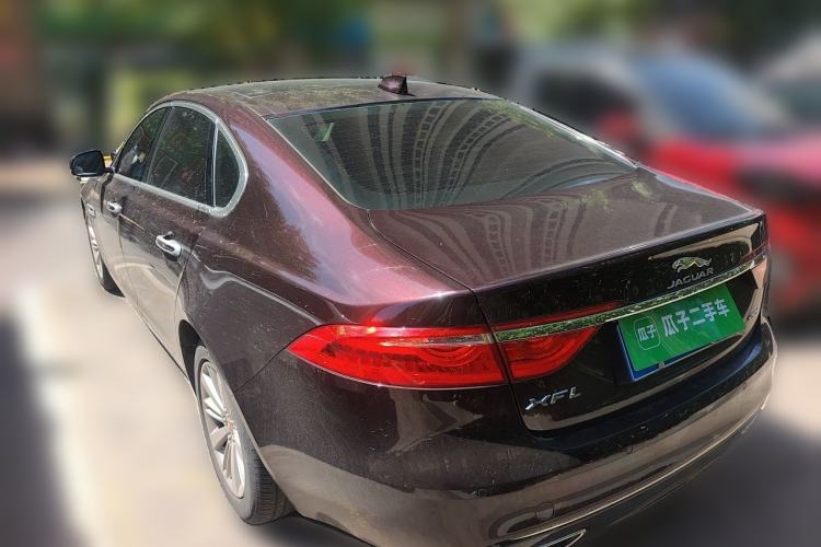 Used Jaguar XFL 2019 XFL 2.0T 200PS Two-Wheel-Drive Luxury Edition Rear Left 45 Deg