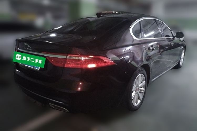 Used Jaguar XFL 2019 XFL 2.0T 200PS Two-Wheel-Drive Luxury Edition Rear Right 45 Deg