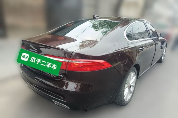 Used Jaguar XFL 2019 XFL 2.0T 250 PS Two-Wheel-Drive Luxury Edition Rear Right 45 Deg
