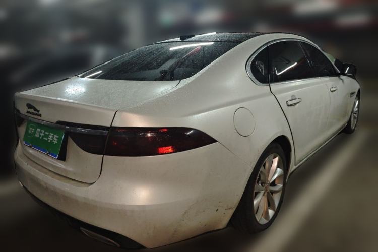 Used Jaguar XFL 2019 XFL 2.0T 250 PS Two-Wheel-Drive Luxury Edition Rear Right 45 Deg