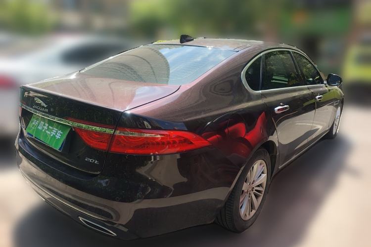 Used Jaguar XFL 2019 XFL 2.0T 200PS Two-Wheel-Drive Luxury Edition Rear Right 45 Deg