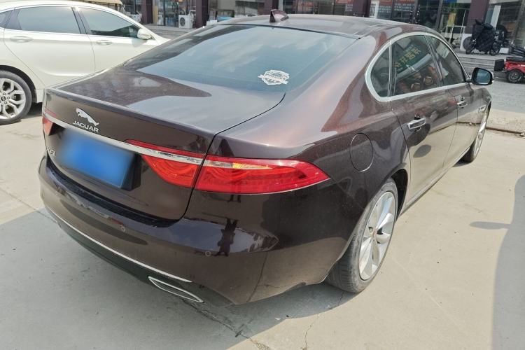 Used Jaguar XFL 2019 XFL 2.0T 250 PS Two-Wheel-Drive Luxury Edition Rear Right 45 Deg