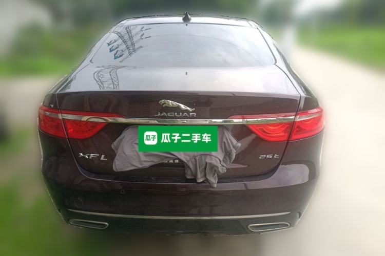 Used Jaguar XFL 2019 XFL 2.0T 250 PS Two-Wheel-Drive Luxury Edition Rear