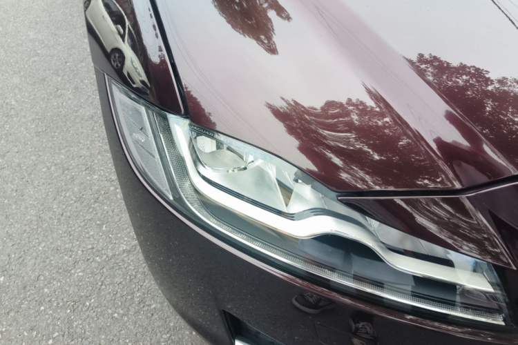 Used Jaguar XFL 2019 XFL 2.0T 250 PS Two-Wheel-Drive Luxury Edition Right Front Headlight