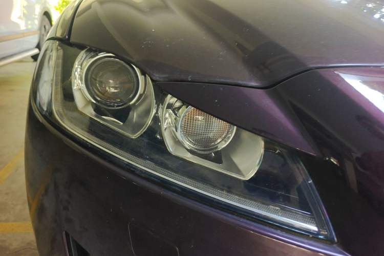 Used Jaguar XFL 2019 XFL 2.0T 200 PS Two-Wheel-Drive Elite Edition Right Front Headlight