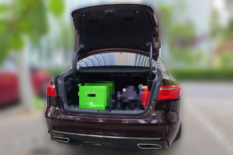 Used Jaguar XFL 2019 XFL 2.0T 200 PS Two-Wheel-Drive Elite Edition Trunk