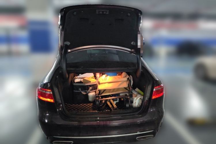 Used Jaguar XFL 2019 XFL 2.0T 200 PS Two-Wheel-Drive Elite Edition Trunk