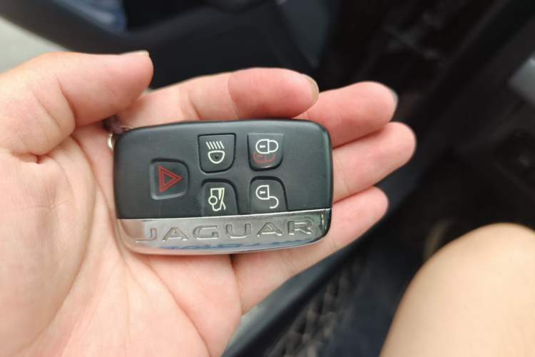 Used Jaguar XFL 2019 XFL 2.0T 250 PS Two-Wheel-Drive Luxury Edition Vehicle Key