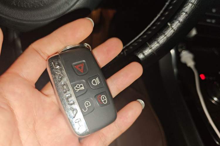 Used Jaguar XFL 2019 XFL 2.0T 250 PS Two-Wheel-Drive Luxury Edition Vehicle Key