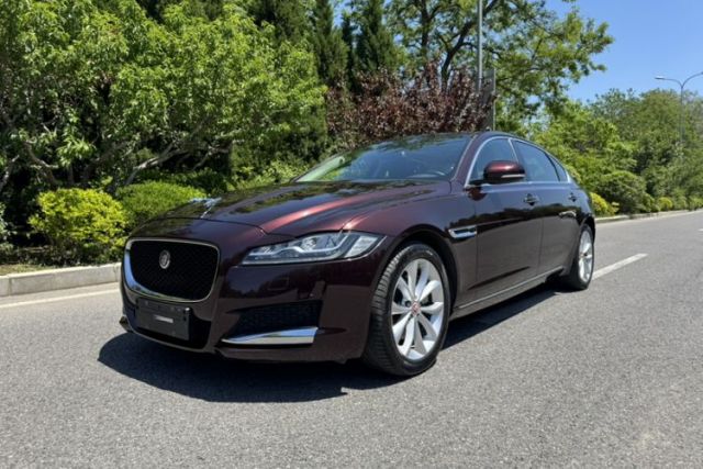 Used Jaguar XFL 2019 XFL 2.0T 250 PS Two-Wheel-Drive Luxury Edition