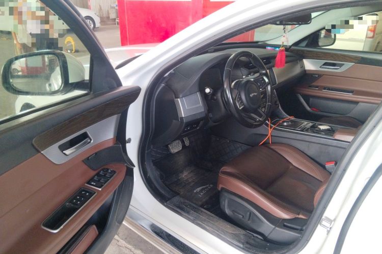 Used Jaguar XFL 2019 XFL 2.0T 250 PS Two-Wheel-Drive Luxury Edition Driver Seat