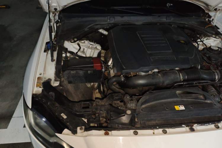 Used Jaguar XFL 2019 XFL 2.0T 250 PS Four-Wheel Drive Luxury Edition Engine Bay Right