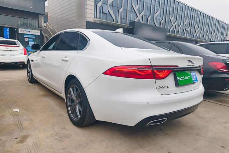 Used Jaguar XFL 2019 XFL 2.0T 200 PS Two-Wheel-Drive Elite Edition Exterior 2
