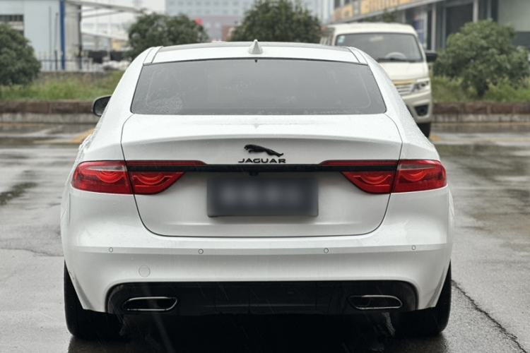 Used Jaguar XFL 2019 XFL 2.0T 200 PS Two-Wheel-Drive Elite Edition Exterior 3