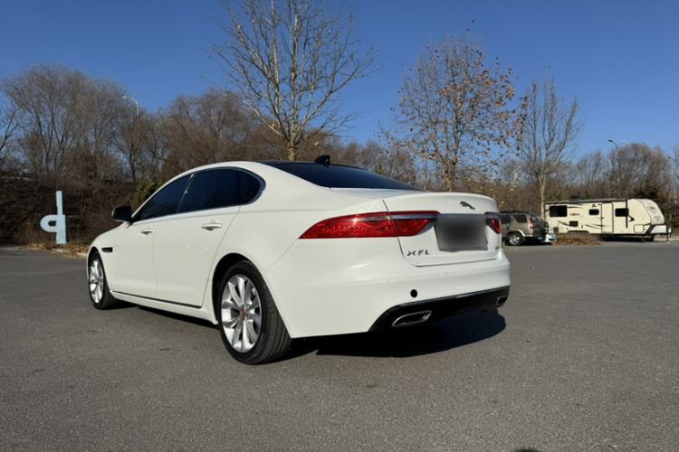 Used Jaguar XFL 2019 XFL 2.0T 250 PS Two-Wheel-Drive Luxury Edition Exterior 5