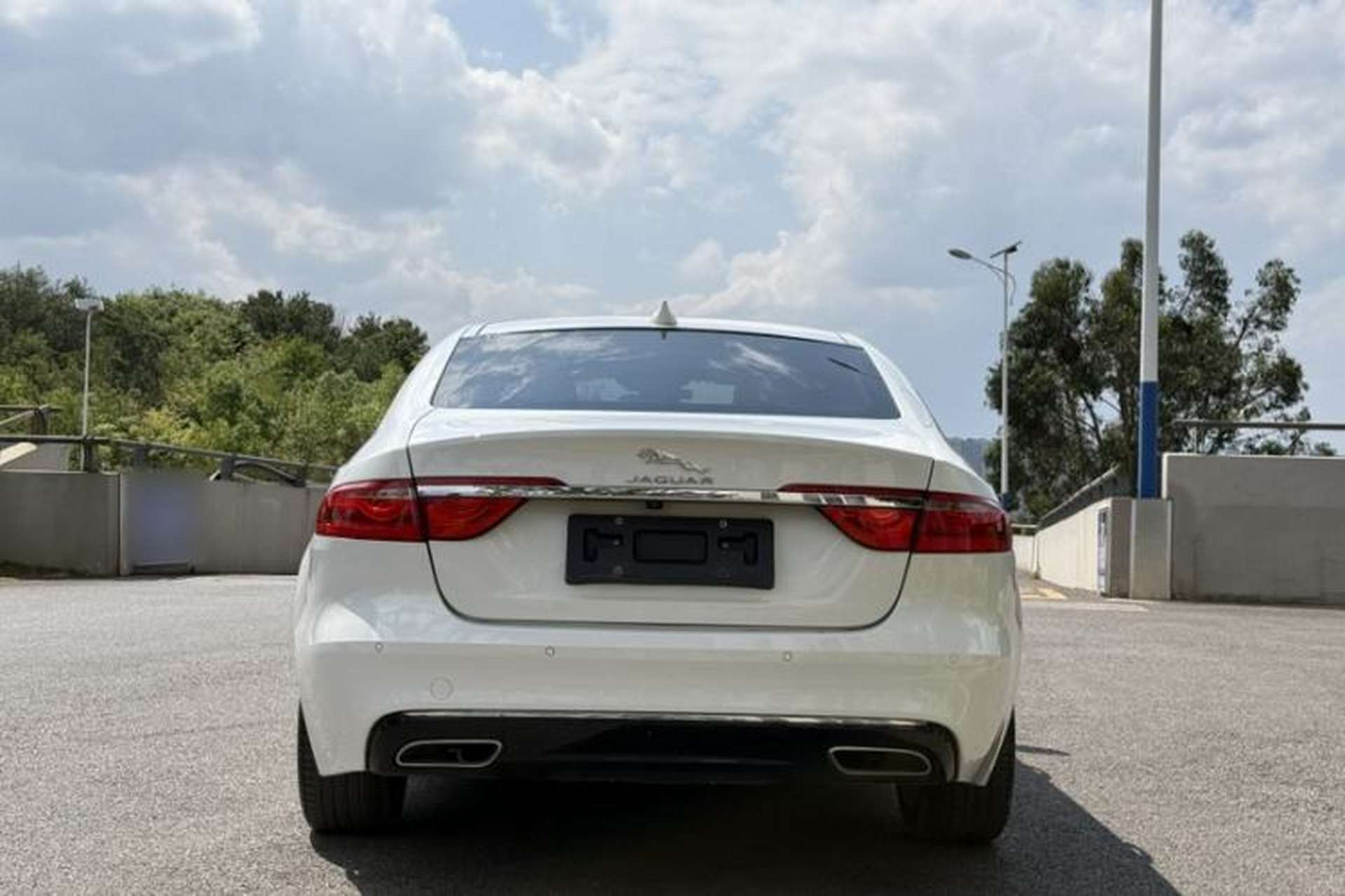 Used Jaguar XFL 2019 XFL 2.0T 200 PS Two-Wheel-Drive Elite Edition Exterior 5