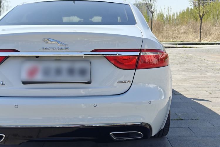 Used Jaguar XFL 2019 XFL 2.0T 200PS Two-Wheel-Drive Luxury Edition Exterior 6