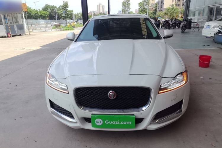 Used Jaguar XFL 2019 XFL 2.0T 250 PS Four-Wheel Drive Luxury Edition Front