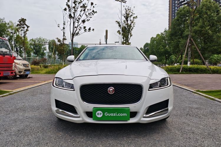 Used Jaguar XFL 2019 XFL 2.0T 200PS Two-Wheel-Drive Luxury Edition Front