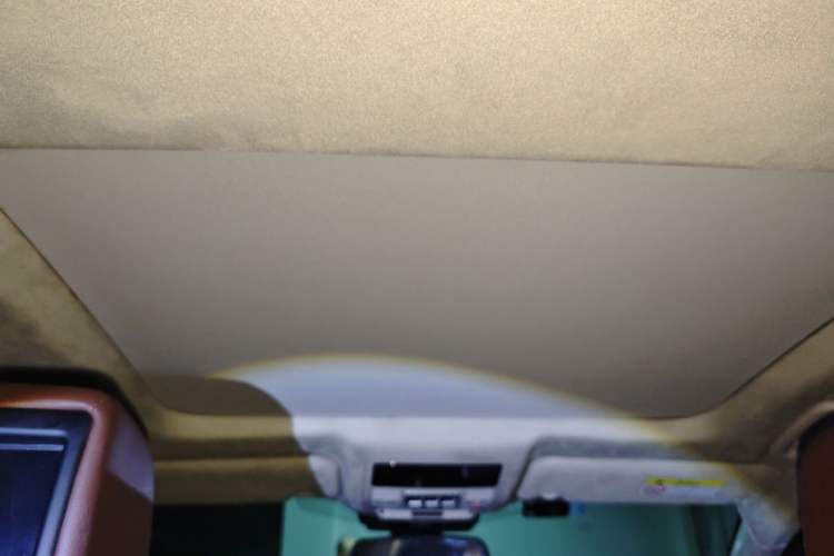 Used Jaguar XFL 2019 XFL 2.0T 250 PS Four-Wheel Drive Luxury Edition Headliner
