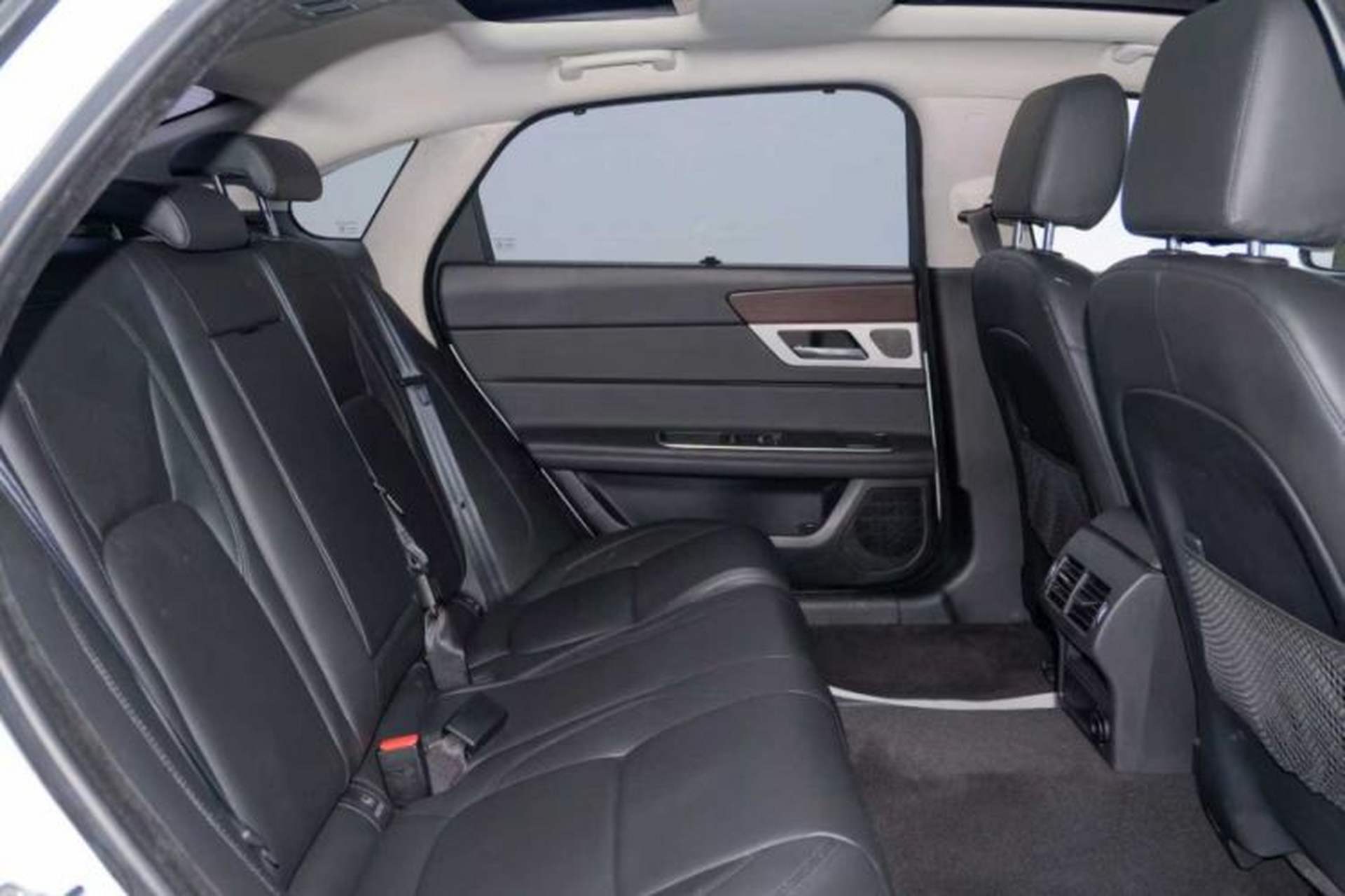 Used Jaguar XFL 2019 XFL 2.0T 200 PS Two-Wheel-Drive Elite Edition Interior 13