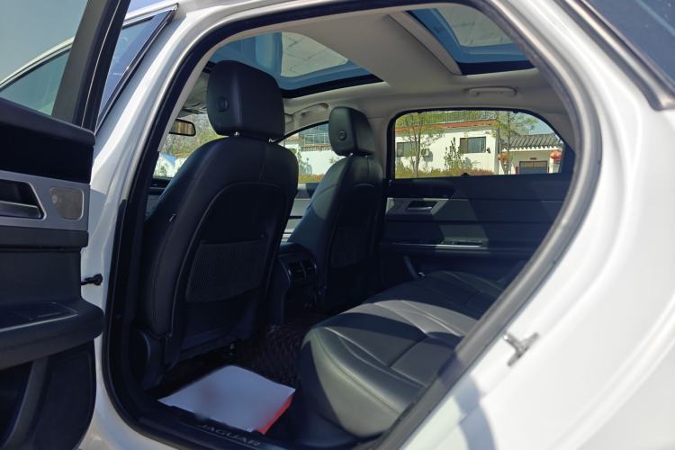 Used Jaguar XFL 2019 XFL 2.0T 200PS Two-Wheel-Drive Luxury Edition Interior 15