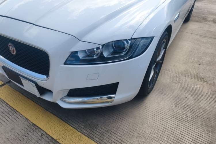 Used Jaguar XFL 2019 XFL 2.0T 200 PS Two-Wheel-Drive Elite Edition Left Front Headlight