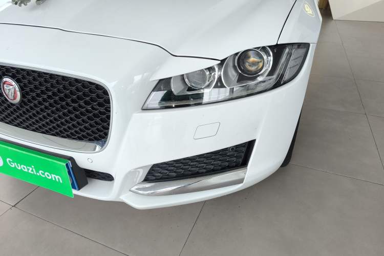 Used Jaguar XFL 2019 XFL 2.0T 200 PS Two-Wheel-Drive Elite Edition Left Front Headlight