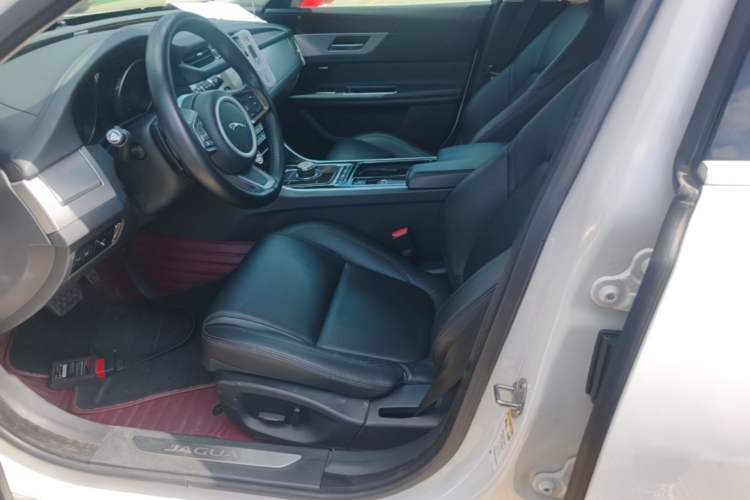 Used Jaguar XFL 2019 XFL 2.0T 200 PS Two-Wheel-Drive Elite Edition Left Front Seat