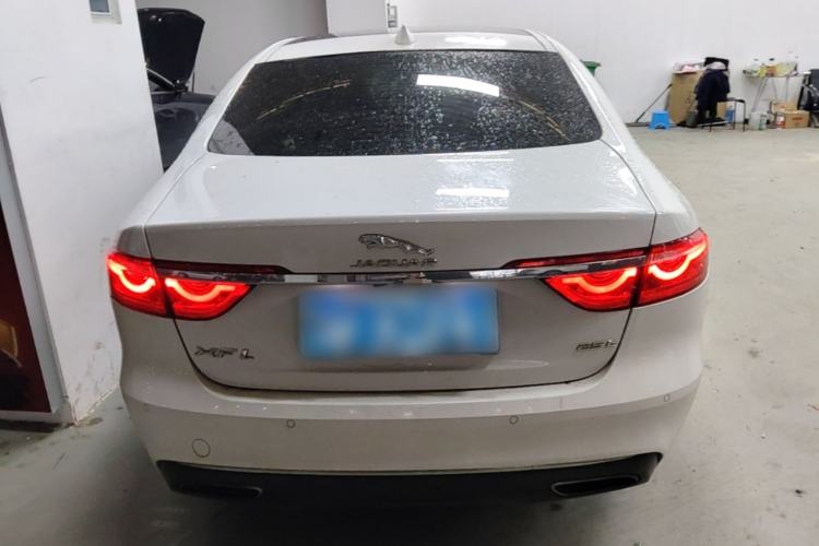 Used Jaguar XFL 2019 XFL 2.0T 250 PS Two-Wheel-Drive Luxury Edition Rear