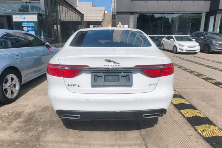 Used Jaguar XFL 2019 XFL 2.0T 200 PS Two-Wheel-Drive Elite Edition Rear