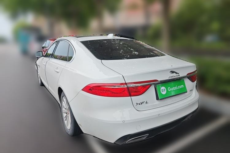 Used Jaguar XFL 2019 XFL 2.0T 200PS Two-Wheel-Drive Luxury Edition Rear Left 45 Deg