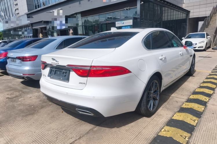 Used Jaguar XFL 2019 XFL 2.0T 200 PS Two-Wheel-Drive Elite Edition Rear Right 45 Deg