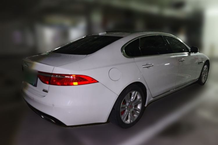 Used Jaguar XFL 2019 XFL 2.0T 250 PS Four-Wheel Drive Luxury Edition Rear Right 45 Deg