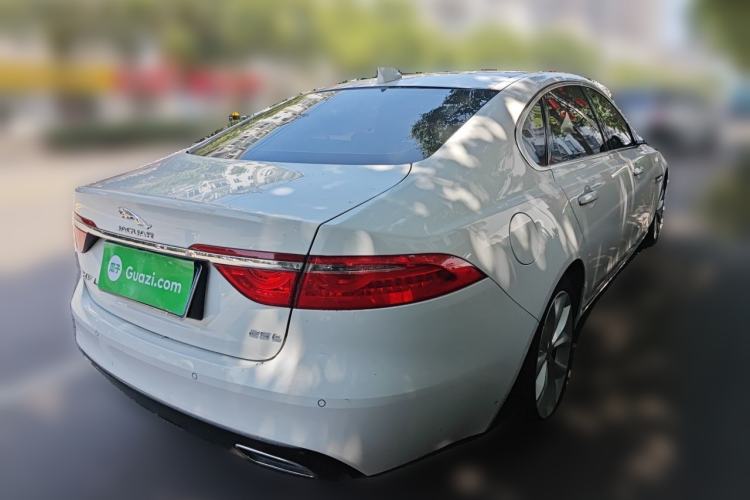 Used Jaguar XFL 2019 XFL 2.0T 250 PS Two-Wheel-Drive Luxury Edition Rear Right 45 Deg