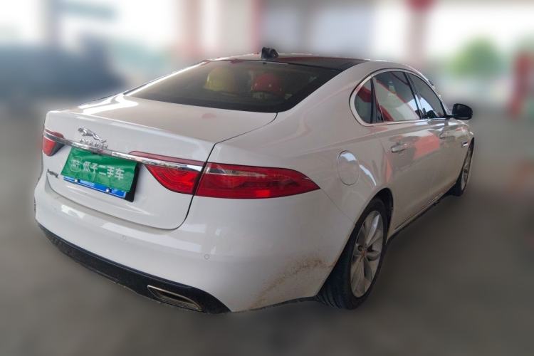 Used Jaguar XFL 2019 XFL 2.0T 250 PS Two-Wheel-Drive Luxury Edition Rear Right 45 Deg