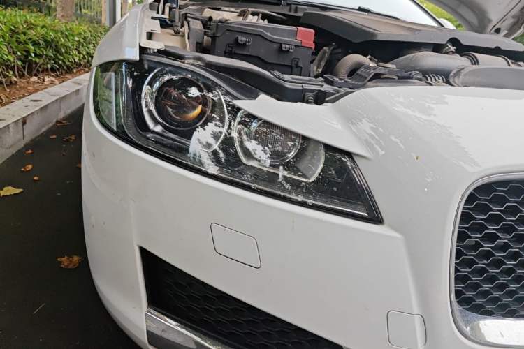 Used Jaguar XFL 2019 XFL 2.0T 200PS Two-Wheel-Drive Luxury Edition Right Front Headlight