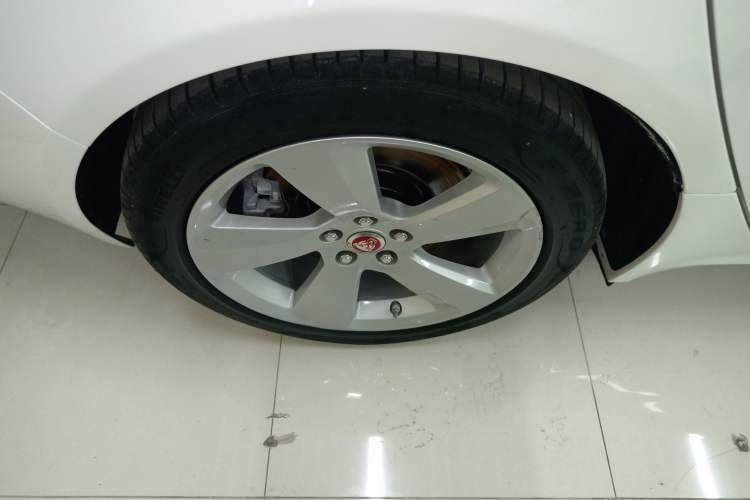 Used Jaguar XFL 2019 XFL 2.0T 200 PS Two-Wheel-Drive Elite Edition Right Rear Wheel Hub