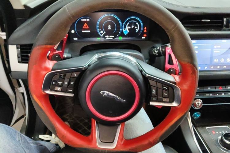 Used Jaguar XFL 2019 XFL 2.0T 250 PS Two-Wheel-Drive Luxury Edition Steering Wheel