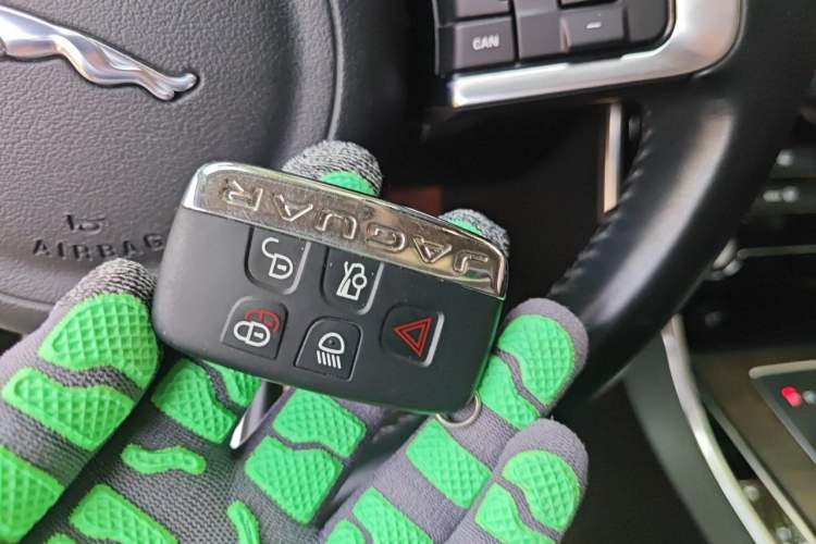 Used Jaguar XFL 2019 XFL 2.0T 250 PS Two-Wheel-Drive Luxury Edition Vehicle Key