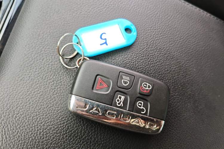 Used Jaguar XFL 2019 XFL 2.0T 200PS Two-Wheel-Drive Luxury Edition Vehicle Key