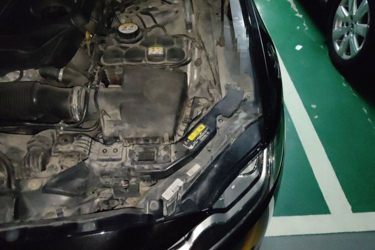 Used Jaguar XFL 2020 XFL 2.0T P250 Four-Wheel Drive Luxury Edition Engine Bay Left