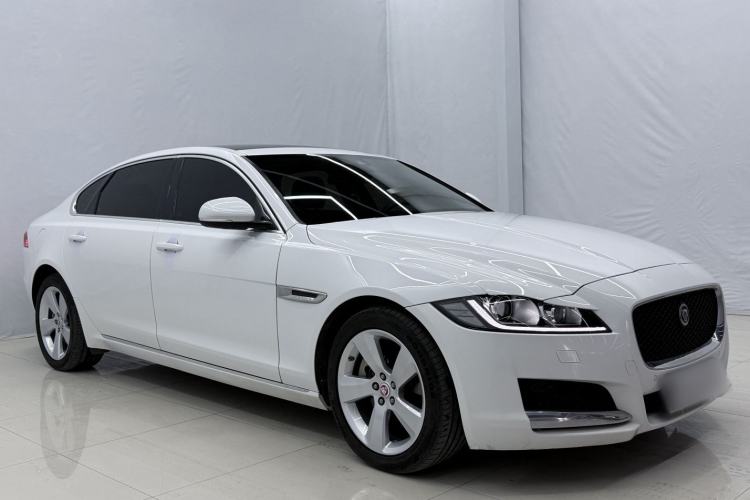 Used Jaguar XFL 2020 XFL 2.0T P200 Two-Wheel-Drive Elite Edition Exterior 2