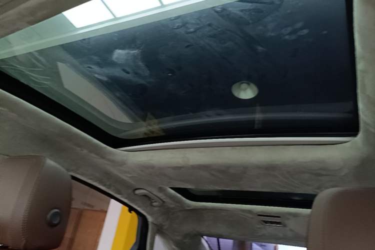 Used Jaguar XFL 2020 XFL 2.0T P250 Four-Wheel Drive Luxury Edition Headliner