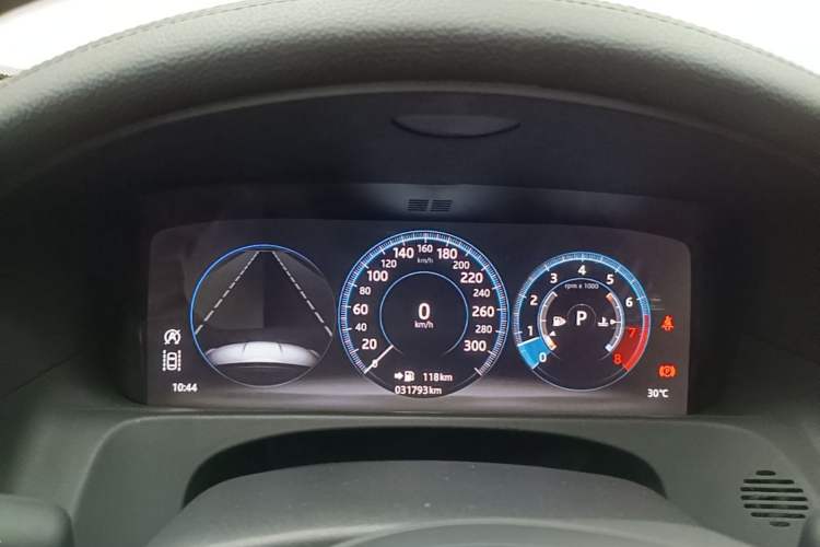 Used Jaguar XFL 2020 XFL 2.0T P250 Four-Wheel Drive Luxury Edition Instrument Cluster