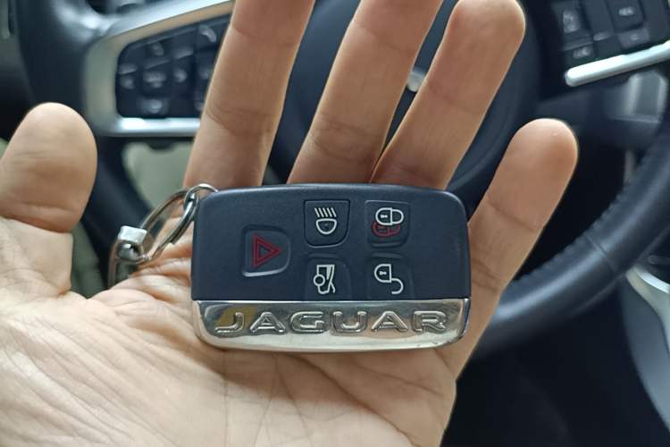 Used Jaguar XFL 2020 XFL 2.0T P250 Four-Wheel Drive Luxury Edition Interior 1